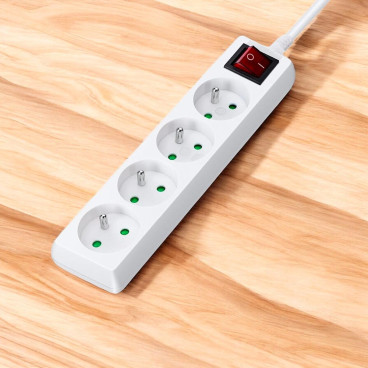 Bloc Multiprise 4 Prises avec Interrupteur 230V 16A