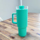 Mug Thermique 1100ml avec Paille et Poignée – Étanche et Lavable