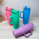 Mug Thermique 1100ml avec Paille et Poignée – Étanche et Lavable