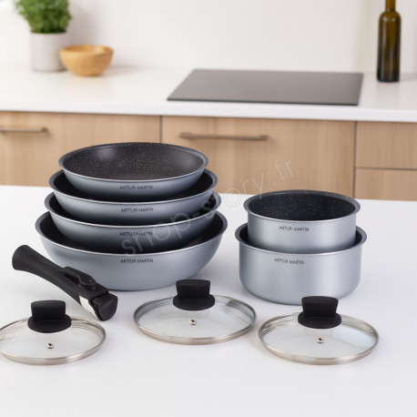 Batterie de Cuisine Arthur Martin 10 Pièces en Aluminium Tous Feux avec Ustensiles et Poignée Amovible - Argent