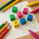 Pack de 8 Gommes Dé Couleurs Assorties Forme Originale Pour École ou Bureau