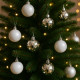 Pack de 24 Boules Polaires 60 mm Blanc/Argent – Décorations de Noël Prêtes à Suspendre pour Sapin, Table Festive