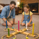 Jeu de Lancer d’Anneaux en Bois – 5 Piquets Colorés et 5 Anneaux en Corde – Jeu d’Adresse Extérieur Enfants et Famille