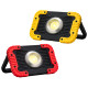 Projecteur Portable COB 13,5cm 6W IP53 – Éclairage Puissant, Poignée Multipositions, 4 Aimants, 3 Modes LED, Couleur Aléatoire