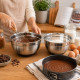 Set de 2 Saladiers Inox 24 cm 2,5 L avec Base Antidérapante – Bols de Cuisine Empilables en Acier Inoxydable pour Mélange